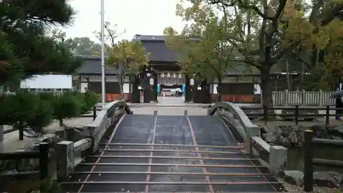 伊弉諾神宮の山門・神門