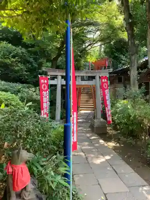 花園稲荷神社の鳥居