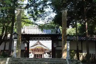 日根神社の山門・神門