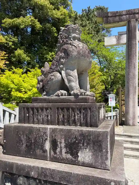 武田神社の{uncategorized: "未分類", other: "その他", undefined: "問題あり", building: "その他建物", grave: "お墓", sacred_gate: "鳥居", guardian: "狛犬", statue: "像", buddha: "仏像", history: "歴史", nature: "自然", garden: "庭園", animal: "動物", pagoda: "塔", temizu: "手水舎", mountain_gate: "山門・神門", sanctuary: "本殿・本堂", subordinate: "末社・摂社", art: "芸術", scenery: "景色", jizo: "地蔵", ema: "絵馬", goshuin: "御朱印", omikuji: "おみくじ", items: "授与品その他", amulet: "お守り", goshuincho: "御朱印帳", eats: "食事", festival: "お祭り", votive_dance: "神楽", shichigosan: "七五三参", wedding: "結婚式", experience: "体験その他", initially: "初詣", around: "周辺", anti_infection: "感染症対策"}