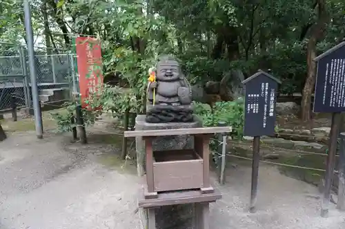 住吉神社の像