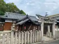 高田大神社の{uncategorized: "未分類", other: "その他", undefined: "問題あり", building: "その他建物", grave: "お墓", sacred_gate: "鳥居", guardian: "狛犬", statue: "像", buddha: "仏像", history: "歴史", nature: "自然", garden: "庭園", animal: "動物", pagoda: "塔", temizu: "手水舎", mountain_gate: "山門・神門", sanctuary: "本殿・本堂", subordinate: "末社・摂社", art: "芸術", scenery: "景色", jizo: "地蔵", ema: "絵馬", goshuin: "御朱印", omikuji: "おみくじ", items: "授与品その他", amulet: "お守り", goshuincho: "御朱印帳", eats: "食事", festival: "お祭り", votive_dance: "神楽", shichigosan: "七五三参", wedding: "結婚式", experience: "体験その他", initially: "初詣", around: "周辺", anti_infection: "感染症対策"}
