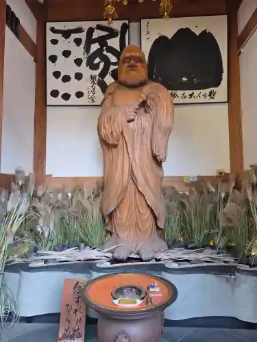 東光寺の{uncategorized: "未分類", other: "その他", undefined: "問題あり", building: "その他建物", grave: "お墓", sacred_gate: "鳥居", guardian: "狛犬", statue: "像", buddha: "仏像", history: "歴史", nature: "自然", garden: "庭園", animal: "動物", pagoda: "塔", temizu: "手水舎", mountain_gate: "山門・神門", sanctuary: "本殿・本堂", subordinate: "末社・摂社", art: "芸術", scenery: "景色", jizo: "地蔵", ema: "絵馬", goshuin: "御朱印", omikuji: "おみくじ", items: "授与品その他", amulet: "お守り", goshuincho: "御朱印帳", eats: "食事", festival: "お祭り", votive_dance: "神楽", shichigosan: "七五三参", wedding: "結婚式", experience: "体験その他", initially: "初詣", around: "周辺", anti_infection: "感染症対策"}