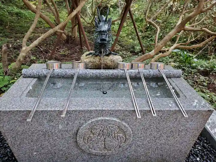 御岩神社の手水舎