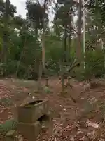 神明社の手水舎