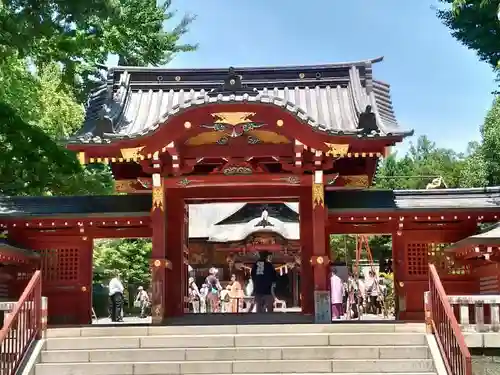 秩父神社の山門