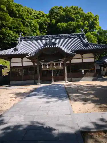 加茂神社の{uncategorized: "未分類", other: "その他", undefined: "問題あり", building: "その他建物", grave: "お墓", sacred_gate: "鳥居", guardian: "狛犬", statue: "像", buddha: "仏像", history: "歴史", nature: "自然", garden: "庭園", animal: "動物", pagoda: "塔", temizu: "手水舎", mountain_gate: "山門・神門", sanctuary: "本殿・本堂", subordinate: "末社・摂社", art: "芸術", scenery: "景色", jizo: "地蔵", ema: "絵馬", goshuin: "御朱印", omikuji: "おみくじ", items: "授与品その他", amulet: "お守り", goshuincho: "御朱印帳", eats: "食事", festival: "お祭り", votive_dance: "神楽", shichigosan: "七五三参", wedding: "結婚式", experience: "体験その他", initially: "初詣", around: "周辺", anti_infection: "感染症対策"}