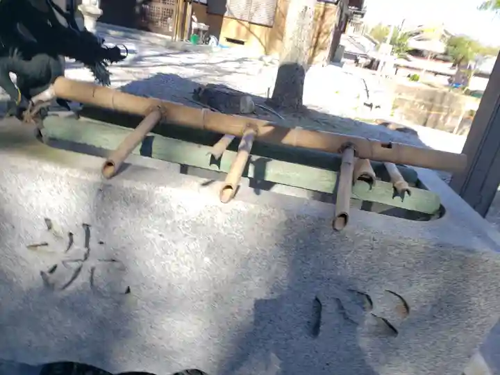 朝日山神社の手水舎