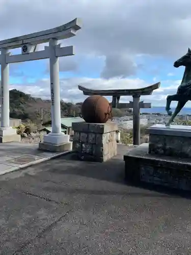 八幡竃門神社の建物その他