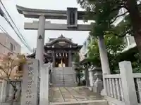 神楽坂若宮八幡神社の鳥居