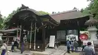武田神社の本殿・本堂