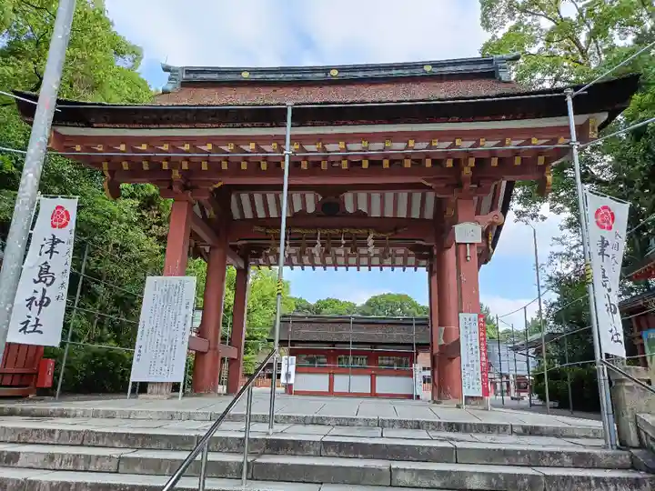 津島神社の山門・神門