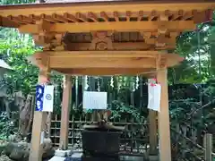 御霊神社の手水