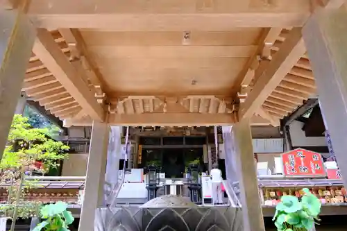 岡寺（龍蓋寺）の本殿・本堂