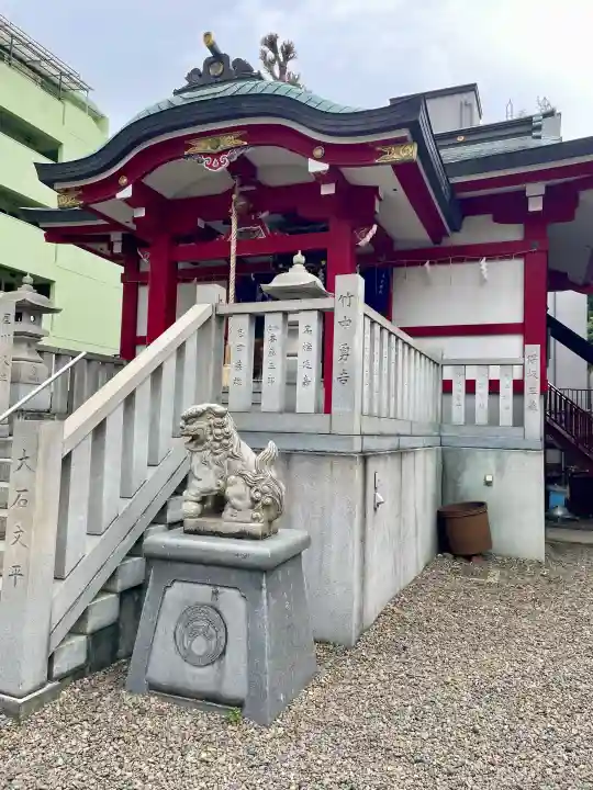 七倉稲荷神社の{uncategorized: "未分類", other: "その他", undefined: "問題あり", building: "その他建物", grave: "お墓", sacred_gate: "鳥居", guardian: "狛犬", statue: "像", buddha: "仏像", history: "歴史", nature: "自然", garden: "庭園", animal: "動物", pagoda: "塔", temizu: "手水舎", mountain_gate: "山門・神門", sanctuary: "本殿・本堂", subordinate: "末社・摂社", art: "芸術", scenery: "景色", jizo: "地蔵", ema: "絵馬", goshuin: "御朱印", omikuji: "おみくじ", items: "授与品その他", amulet: "お守り", goshuincho: "御朱印帳", eats: "食事", festival: "お祭り", votive_dance: "神楽", shichigosan: "七五三参", wedding: "結婚式", experience: "体験その他", initially: "初詣", around: "周辺", anti_infection: "感染症対策"}