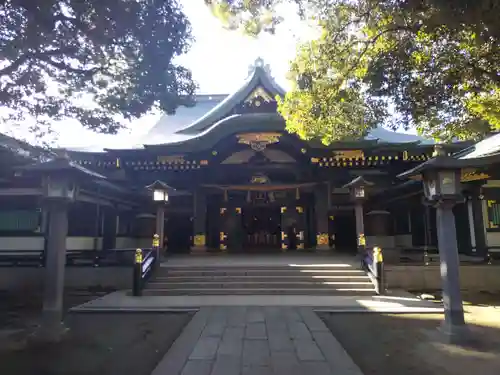 穴八幡宮の本殿・本堂