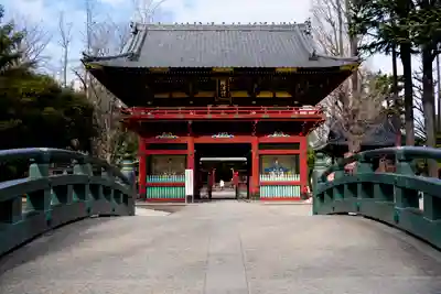 根津神社の山門・神門