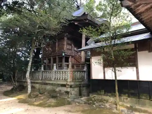 鴨神社の本殿・本堂