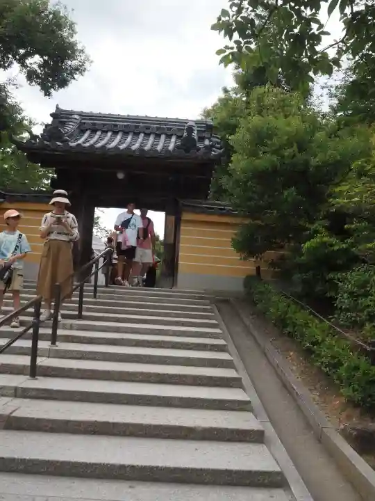 鹿苑寺(金閣寺)の山門・神門