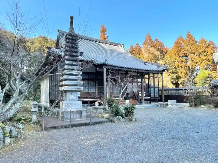 嶺南寺の本殿・本堂