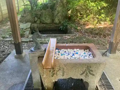 青海神社の手水舎