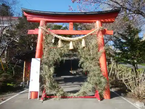 虻田神社の鳥居