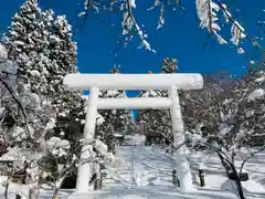 土津神社｜こどもと出世の神さまの鳥居