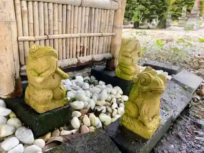 網戸神社の狛犬