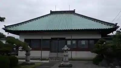 正醫寺の本殿・本堂