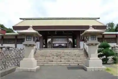 千葉縣護國神社の山門・神門