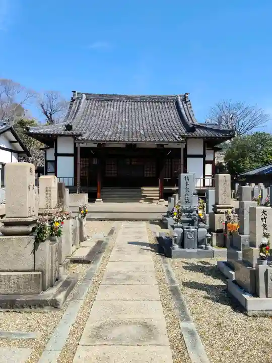 西照寺の{uncategorized: "未分類", other: "その他", undefined: "問題あり", building: "その他建物", grave: "お墓", sacred_gate: "鳥居", guardian: "狛犬", statue: "像", buddha: "仏像", history: "歴史", nature: "自然", garden: "庭園", animal: "動物", pagoda: "塔", temizu: "手水舎", mountain_gate: "山門・神門", sanctuary: "本殿・本堂", subordinate: "末社・摂社", art: "芸術", scenery: "景色", jizo: "地蔵", ema: "絵馬", goshuin: "御朱印", omikuji: "おみくじ", items: "授与品その他", amulet: "お守り", goshuincho: "御朱印帳", eats: "食事", festival: "お祭り", votive_dance: "神楽", shichigosan: "七五三参", wedding: "結婚式", experience: "体験その他", initially: "初詣", around: "周辺", anti_infection: "感染症対策"}