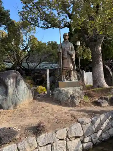 石手寺の像