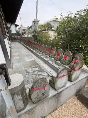 高野山今治別院の{uncategorized: "未分類", other: "その他", undefined: "問題あり", building: "その他建物", grave: "お墓", sacred_gate: "鳥居", guardian: "狛犬", statue: "像", buddha: "仏像", history: "歴史", nature: "自然", garden: "庭園", animal: "動物", pagoda: "塔", temizu: "手水舎", mountain_gate: "山門・神門", sanctuary: "本殿・本堂", subordinate: "末社・摂社", art: "芸術", scenery: "景色", jizo: "地蔵", ema: "絵馬", goshuin: "御朱印", omikuji: "おみくじ", items: "授与品その他", amulet: "お守り", goshuincho: "御朱印帳", eats: "食事", festival: "お祭り", votive_dance: "神楽", shichigosan: "七五三参", wedding: "結婚式", experience: "体験その他", initially: "初詣", around: "周辺", anti_infection: "感染症対策"}