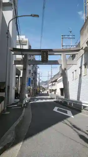 呉服神社の鳥居