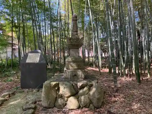 春日神社の塔