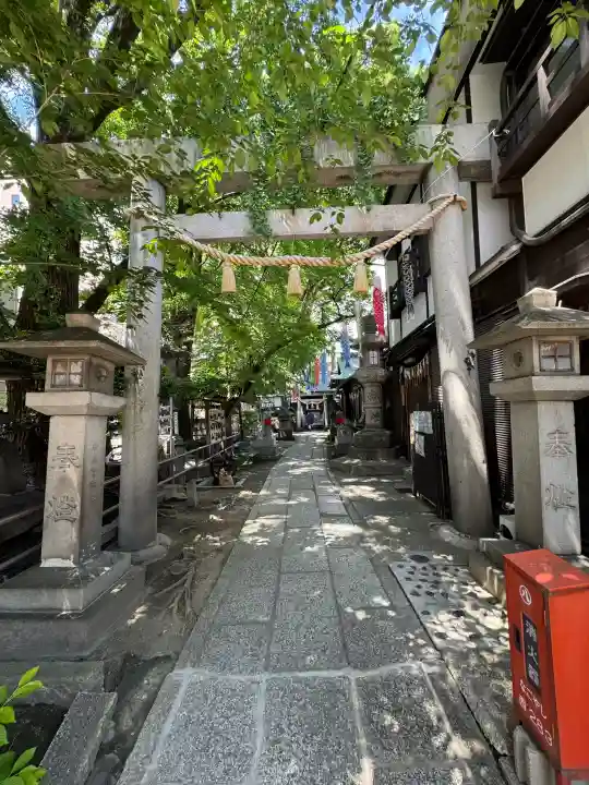浅間神社(那古野浅間神社)の{uncategorized: "未分類", other: "その他", undefined: "問題あり", building: "その他建物", grave: "お墓", sacred_gate: "鳥居", guardian: "狛犬", statue: "像", buddha: "仏像", history: "歴史", nature: "自然", garden: "庭園", animal: "動物", pagoda: "塔", temizu: "手水舎", mountain_gate: "山門・神門", sanctuary: "本殿・本堂", subordinate: "末社・摂社", art: "芸術", scenery: "景色", jizo: "地蔵", ema: "絵馬", goshuin: "御朱印", omikuji: "おみくじ", items: "授与品その他", amulet: "お守り", goshuincho: "御朱印帳", eats: "食事", festival: "お祭り", votive_dance: "神楽", shichigosan: "七五三参", wedding: "結婚式", experience: "体験その他", initially: "初詣", around: "周辺", anti_infection: "感染症対策"}