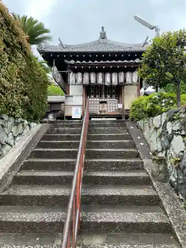 正覚院の{uncategorized: "未分類", other: "その他", undefined: "問題あり", building: "その他建物", grave: "お墓", sacred_gate: "鳥居", guardian: "狛犬", statue: "像", buddha: "仏像", history: "歴史", nature: "自然", garden: "庭園", animal: "動物", pagoda: "塔", temizu: "手水舎", mountain_gate: "山門・神門", sanctuary: "本殿・本堂", subordinate: "末社・摂社", art: "芸術", scenery: "景色", jizo: "地蔵", ema: "絵馬", goshuin: "御朱印", omikuji: "おみくじ", items: "授与品その他", amulet: "お守り", goshuincho: "御朱印帳", eats: "食事", festival: "お祭り", votive_dance: "神楽", shichigosan: "七五三参", wedding: "結婚式", experience: "体験その他", initially: "初詣", around: "周辺", anti_infection: "感染症対策"}