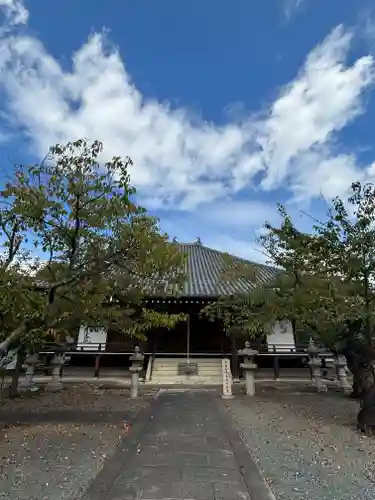 教信寺の本殿・本堂