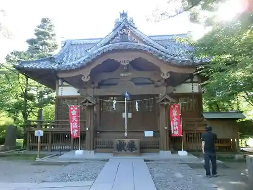 懐古神社の本殿