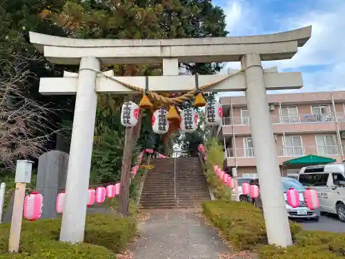 中氷川神社の鳥居