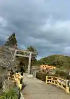 天津神明宮の{uncategorized: "未分類", other: "その他", undefined: "問題あり", building: "その他建物", grave: "お墓", sacred_gate: "鳥居", guardian: "狛犬", statue: "像", buddha: "仏像", history: "歴史", nature: "自然", garden: "庭園", animal: "動物", pagoda: "塔", temizu: "手水舎", mountain_gate: "山門・神門", sanctuary: "本殿・本堂", subordinate: "末社・摂社", art: "芸術", scenery: "景色", jizo: "地蔵", ema: "絵馬", goshuin: "御朱印", omikuji: "おみくじ", items: "授与品その他", amulet: "お守り", goshuincho: "御朱印帳", eats: "食事", festival: "お祭り", votive_dance: "神楽", shichigosan: "七五三参", wedding: "結婚式", experience: "体験その他", initially: "初詣", around: "周辺", anti_infection: "感染症対策"}