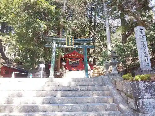 日光二荒山神社中宮祠の鳥居