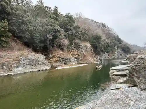 宝登山神社の{uncategorized: "未分類", other: "その他", undefined: "問題あり", building: "その他建物", grave: "お墓", sacred_gate: "鳥居", guardian: "狛犬", statue: "像", buddha: "仏像", history: "歴史", nature: "自然", garden: "庭園", animal: "動物", pagoda: "塔", temizu: "手水舎", mountain_gate: "山門・神門", sanctuary: "本殿・本堂", subordinate: "末社・摂社", art: "芸術", scenery: "景色", jizo: "地蔵", ema: "絵馬", goshuin: "御朱印", omikuji: "おみくじ", items: "授与品その他", amulet: "お守り", goshuincho: "御朱印帳", eats: "食事", festival: "お祭り", votive_dance: "神楽", shichigosan: "七五三参", wedding: "結婚式", experience: "体験その他", initially: "初詣", around: "周辺", anti_infection: "感染症対策"}