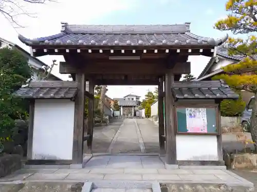 石雲山 増福寺の山門