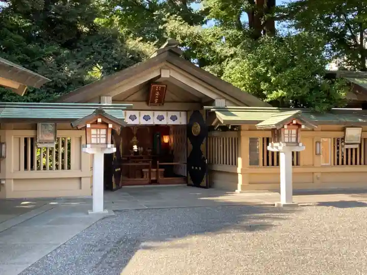 東郷神社の本殿・本堂