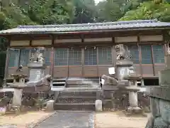 薬玉神社の本殿