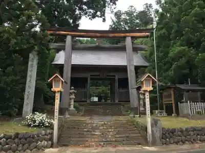 鳥海山大物忌神社蕨岡口ノ宮の鳥居