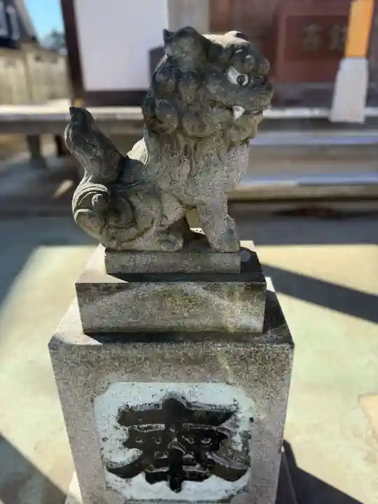 秋葉神社の{uncategorized: "未分類", other: "その他", undefined: "問題あり", building: "その他建物", grave: "お墓", sacred_gate: "鳥居", guardian: "狛犬", statue: "像", buddha: "仏像", history: "歴史", nature: "自然", garden: "庭園", animal: "動物", pagoda: "塔", temizu: "手水舎", mountain_gate: "山門・神門", sanctuary: "本殿・本堂", subordinate: "末社・摂社", art: "芸術", scenery: "景色", jizo: "地蔵", ema: "絵馬", goshuin: "御朱印", omikuji: "おみくじ", items: "授与品その他", amulet: "お守り", goshuincho: "御朱印帳", eats: "食事", festival: "お祭り", votive_dance: "神楽", shichigosan: "七五三参", wedding: "結婚式", experience: "体験その他", initially: "初詣", around: "周辺", anti_infection: "感染症対策"}