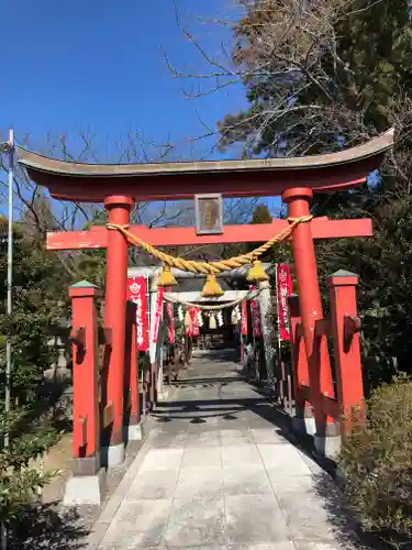 三軒地稲荷神社の鳥居