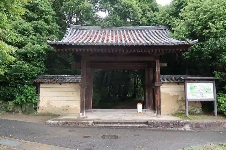 秋篠寺(奈良県)